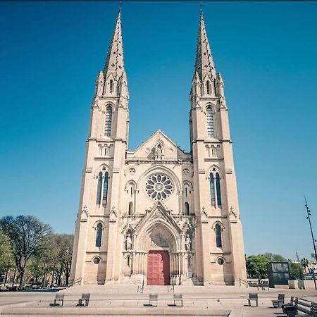 Appartamento L'Historien - Avec Balcon Coeur De Nîmes Esterno foto